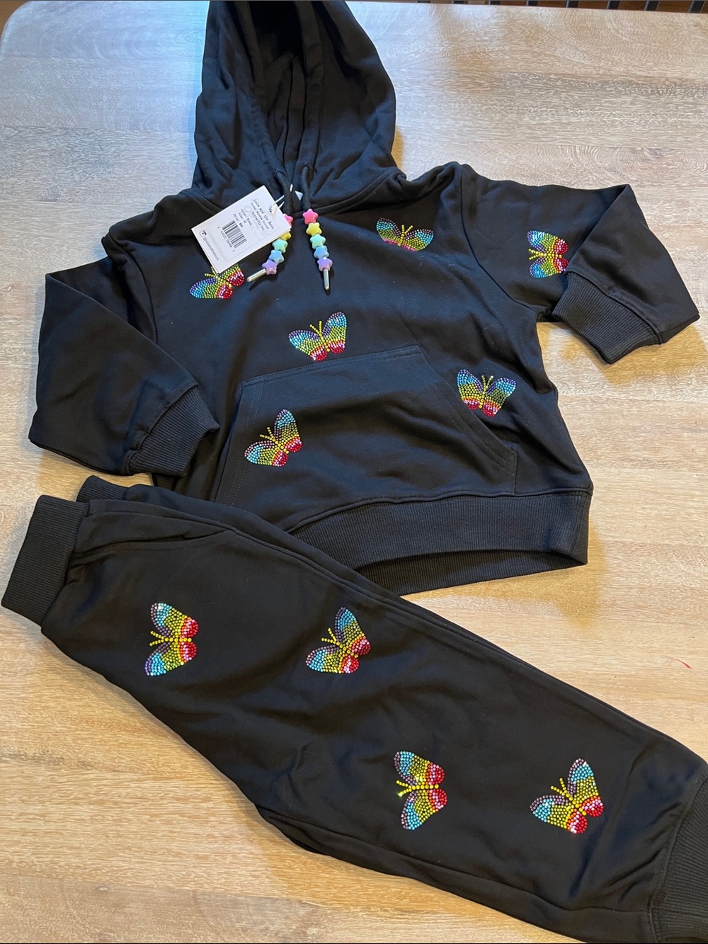 Lola and the boys size 4T rainbow crystal
Butterfly set NWT